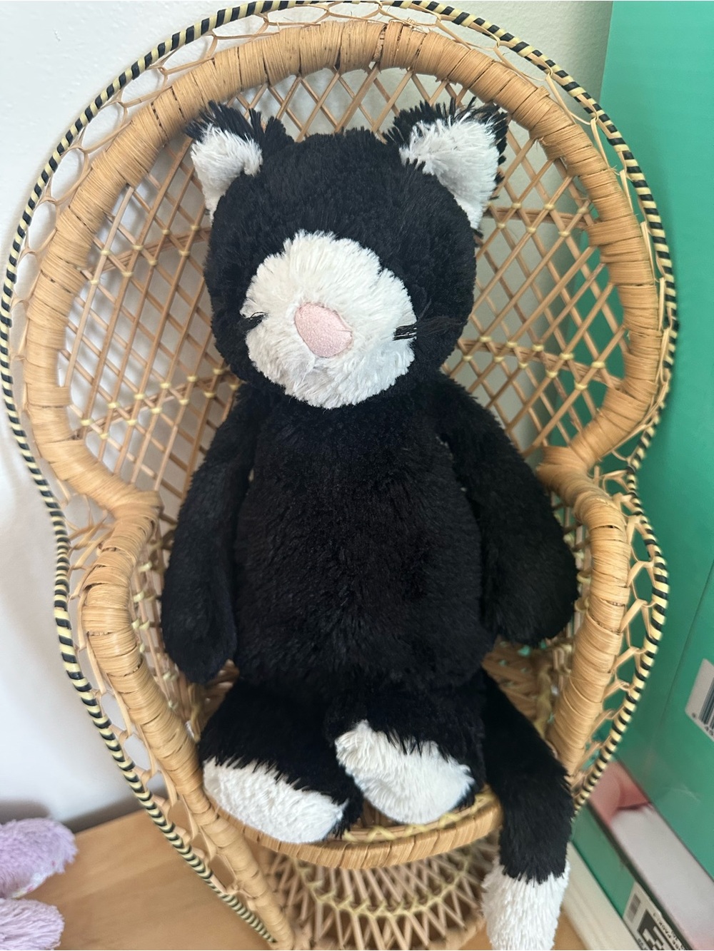 Jellycat Bashful Black & White Kitten